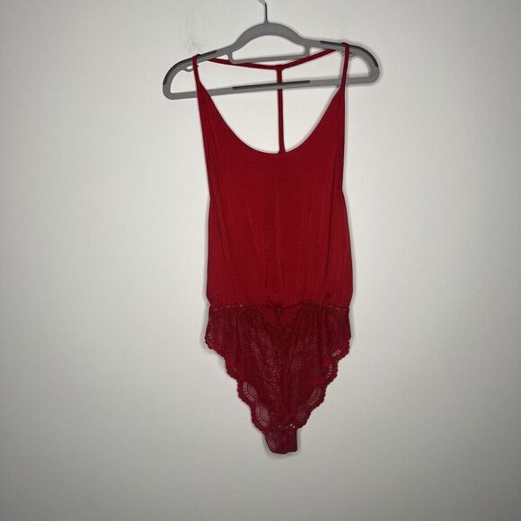 Free People Women's Bodysuit Size Small Red Spaghetti Strap Lace - Picture 13 of 16